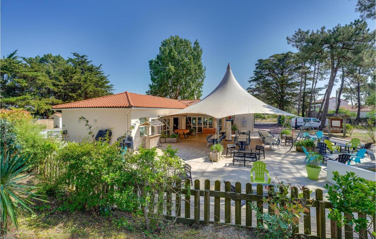 Lovely Home In La Faute-Sur-Mer With Kitchen Exterior photo