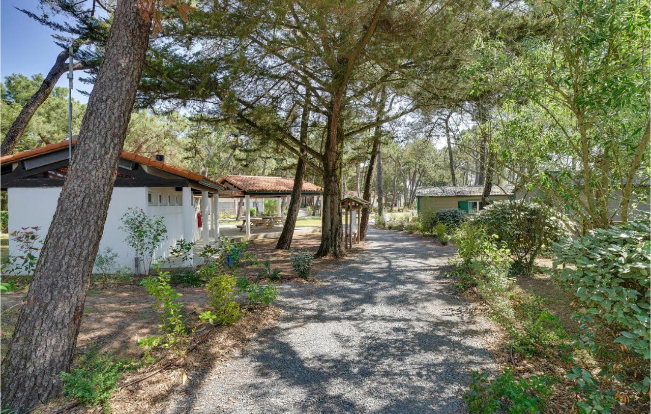 Lovely Home In La Faute-Sur-Mer With Kitchen Exterior photo